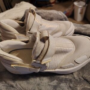 Air Jordan Trunner Frost White GS LX Size 8.5 men's